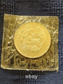 1968 Mexico XIX Olympics Ball Player 25 Pesos Silver Coin UNCIRC. MAKE OFFER